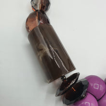 Carica l&#39;immagine nel visualizzatore di Gallery, Collana girocollo in legno marrone e viola