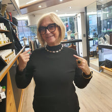 Carica l&#39;immagine nel visualizzatore di Gallery, Catena girocollo in acciaio a maglie ovali irregolari martellate placcata oro e rodiata.