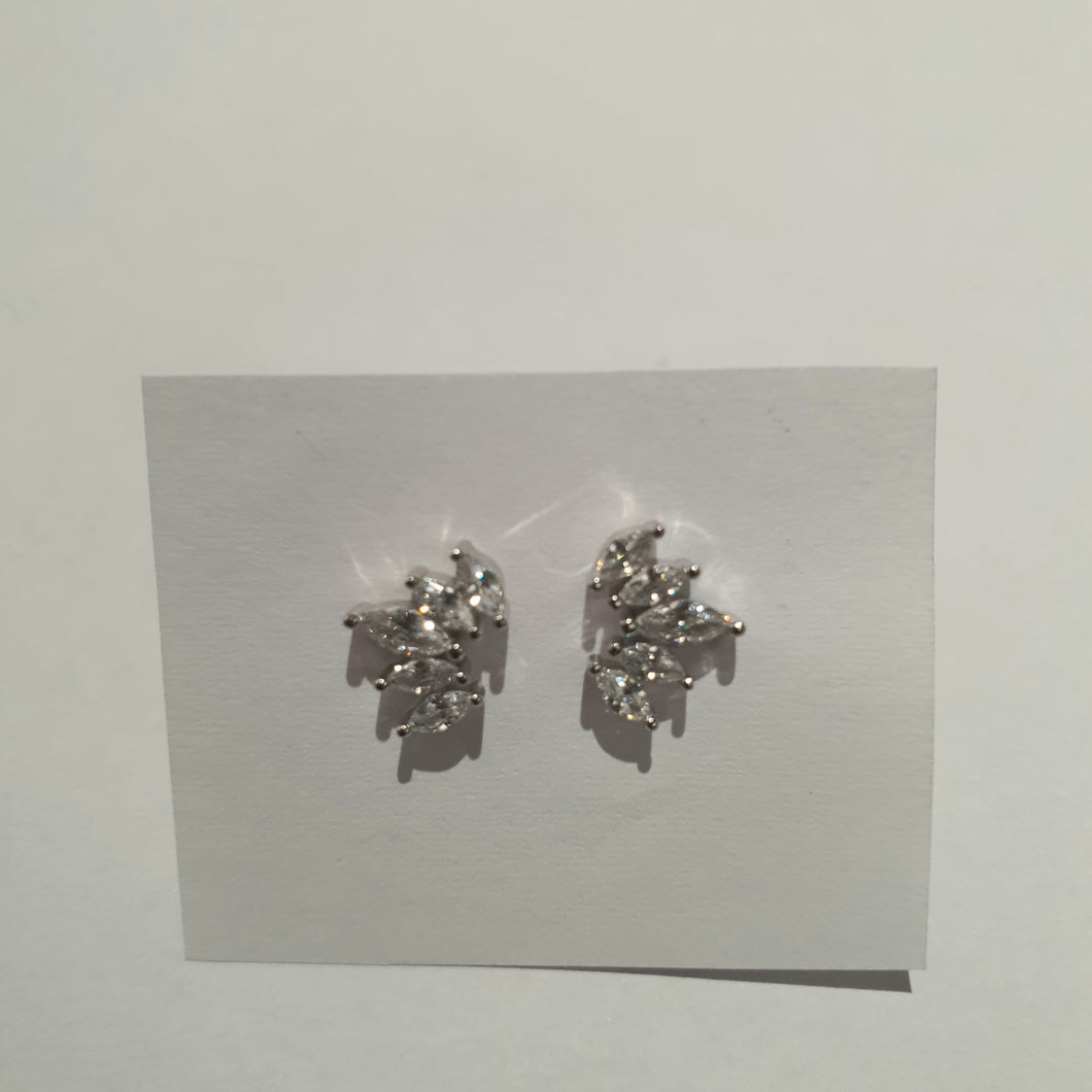 Orecchini coppia a lobo con zirconi a navette