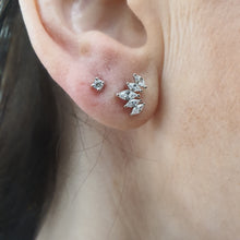 Carica l&#39;immagine nel visualizzatore di Gallery, Orecchini coppia a lobo con zirconi a navette