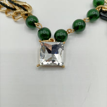 Carica l&#39;immagine nel visualizzatore di Gallery, Bracciale con boule in resina chiodate placcato oro con charms.