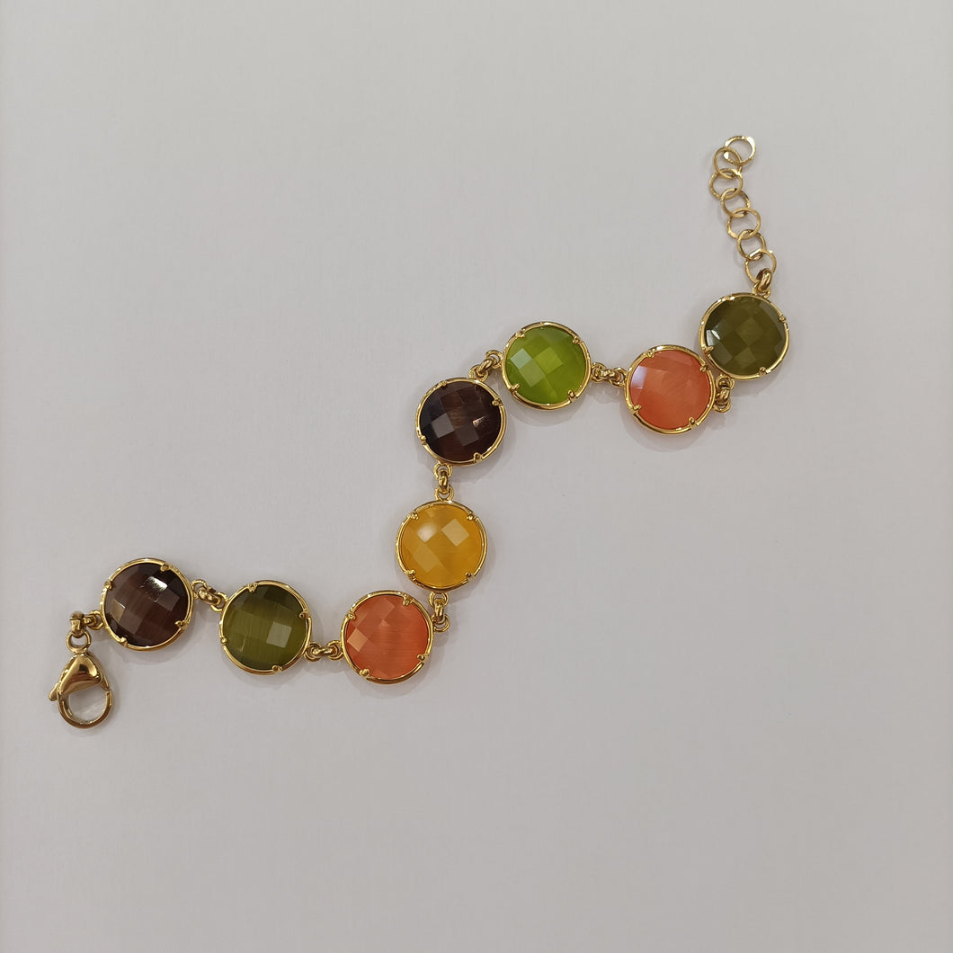 Bracciale placcato oro con cristalli rotondi marroni, verdi, albicocca e giallo