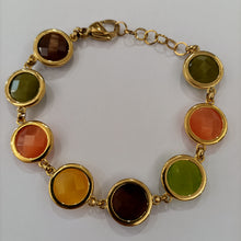 Carica l&#39;immagine nel visualizzatore di Gallery, Bracciale placcato oro con cristalli rotondi marroni, verdi, albicocca e giallo
